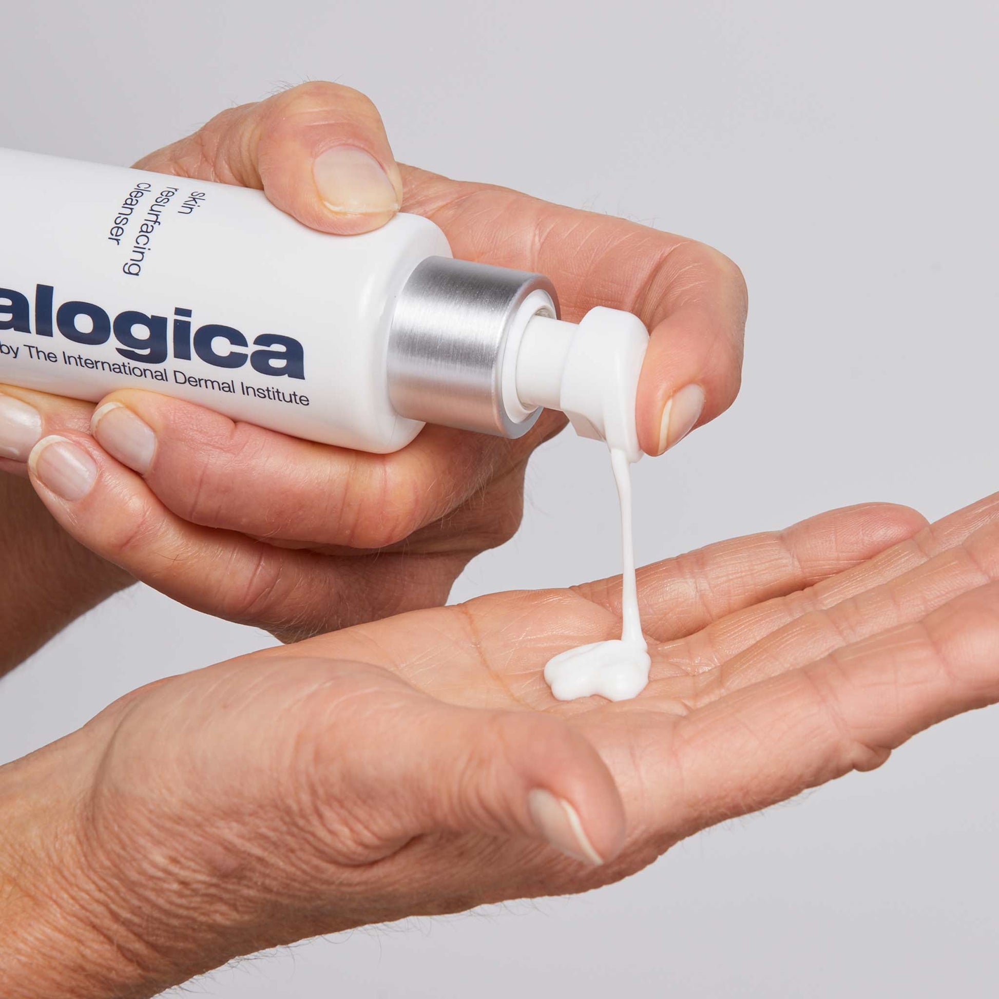 DERMALOGICA Skin Resurfacing Cleanser - Görsel 3