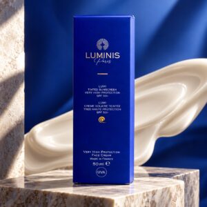 LUMI-SunScreen TINTED Güneş Kremi (Fondötenli)